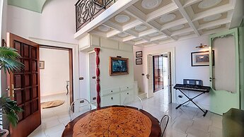 Cst004 in Castro With 3 Bedrooms and 2 Bathrooms