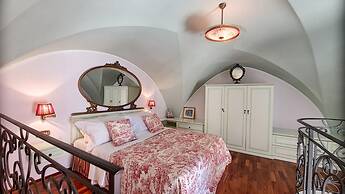 Cst004 in Castro With 3 Bedrooms and 2 Bathrooms