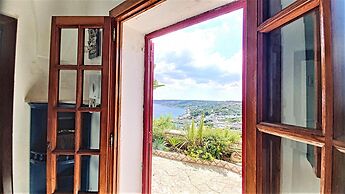 Cst004 in Castro With 3 Bedrooms and 2 Bathrooms