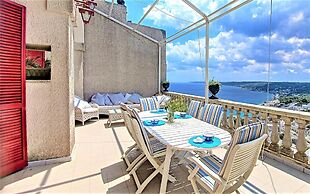 Cst004 in Castro With 3 Bedrooms and 2 Bathrooms