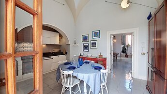 Cst004 in Castro With 3 Bedrooms and 2 Bathrooms