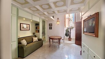 Cst004 in Castro With 3 Bedrooms and 2 Bathrooms