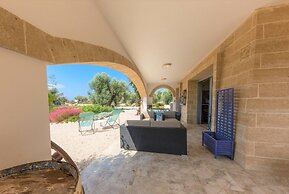 Pat021 in Pat With 3 Bedrooms and 3 Bathrooms