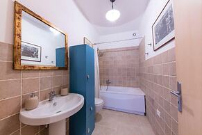 Pat021 in Pat With 3 Bedrooms and 3 Bathrooms