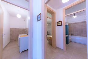 Pat021 in Pat With 3 Bedrooms and 3 Bathrooms