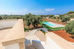 Pat021 in Pat With 3 Bedrooms and 3 Bathrooms