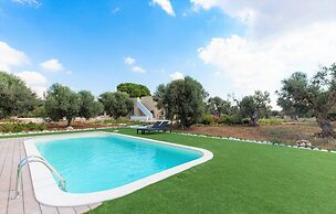 Pat021 in Pat With 3 Bedrooms and 3 Bathrooms