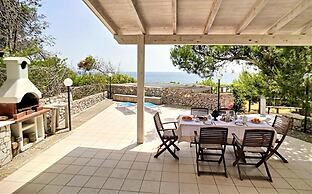 Dis003 in Marittima With 3 Bedrooms and 1 Bathrooms