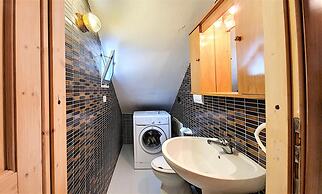 Dis003 in Marittima With 3 Bedrooms and 1 Bathrooms