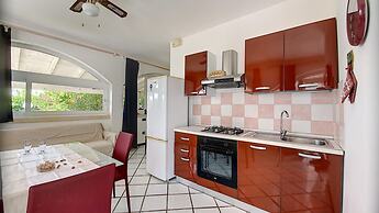 Dis003 in Marittima With 3 Bedrooms and 1 Bathrooms