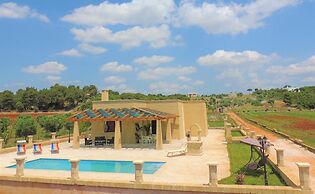 Sal011 in Salve With 2 Bedrooms and 1 Bathrooms