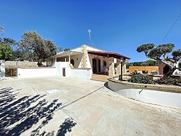 Leu072 in Marina di Felloniche