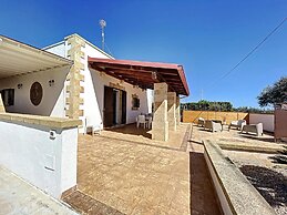 Leu072 in Marina di Felloniche