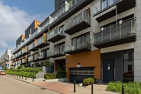 Magnificent Sarmacka by Renters Prestige