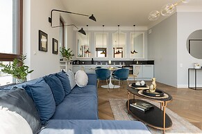 Magnificent Sarmacka by Renters Prestige