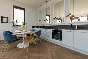 Magnificent Sarmacka by Renters Prestige