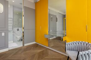 Magnificent Sarmacka by Renters Prestige