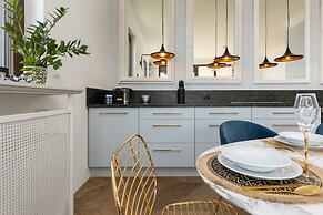 Magnificent Sarmacka by Renters Prestige