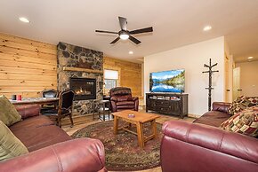 John's Place by Taylor Made Deep Creek