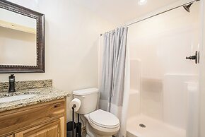 John's Place by Taylor Made Deep Creek