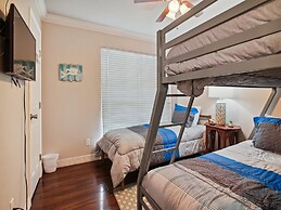 Palms at Cove View 1602 - Jamey's Beach Condo