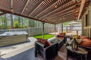 Rustic Pines Retreat