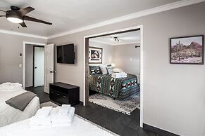 Rustic Pines Retreat