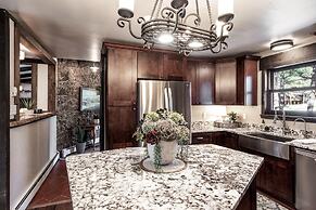 Rustic Pines Retreat