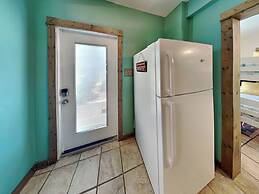 Lcv35 - Sea Breeze Escape