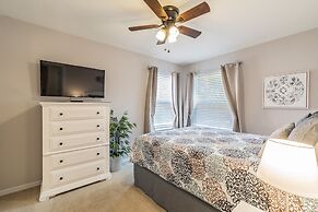 Minutes To Mickey New. Pool. Near Disney