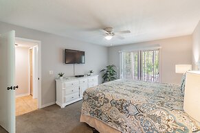 Minutes To Mickey New. Pool. Near Disney