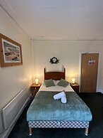 Mackay's Spa Lodge Hotel