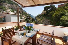 Estate4home - Nikos