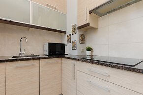 Apartment Czerniakowska by Renters