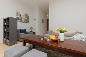 Apartment Czerniakowska by Renters