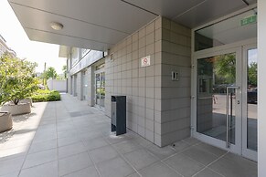 Apartment Czerniakowska by Renters