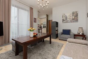 Apartment Czerniakowska by Renters