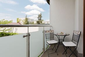 Apartment Czerniakowska by Renters