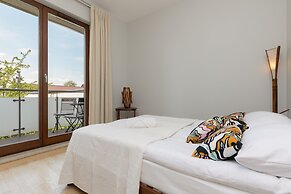 Apartment Czerniakowska by Renters