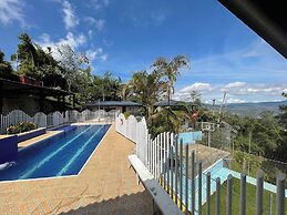 Finca Villa Maju km24