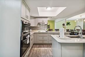 TRANQUILITY. Gated Estate Home. Privacy.