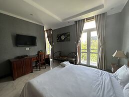 Capital O 1183 Villa Le Na