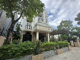 Capital O 1183 Villa Le Na