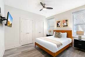 Exquisite 4 BR Condo in New Orleans