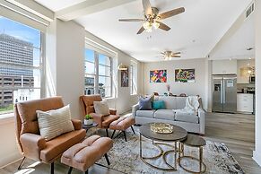 Exquisite 4 BR Condo in New Orleans
