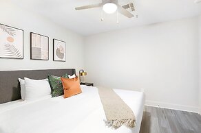 Exquisite 4 BR Condo in New Orleans