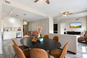 Exquisite 4 BR Condo in New Orleans