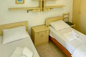 Seafront apartment in Gozo, Marsalforn