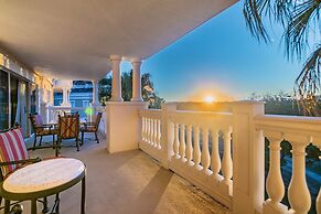 Reunion. 5 Heated Pools. Slps 8