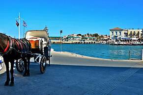 Levante Colours and Aromas of Spetses